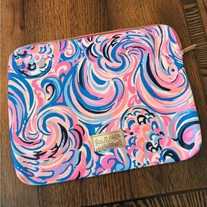 Lily Pulitzer Raz Berry FLAMINGOALS CATCH ALL POUCH Tech Zip Planner Makeup